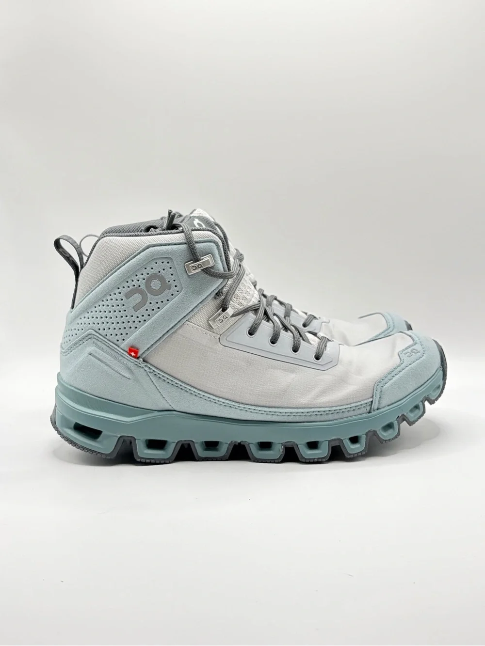 On Cloud On Cloud Hi Waterproof Hiker - Light Grey & Pale Blue